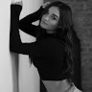 Meet your Posher, Holly